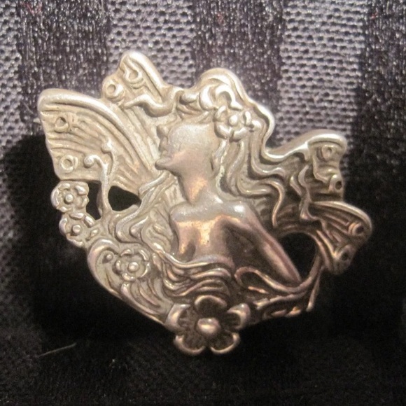 ANTIQUE Art Deco Repoussé Figural Maiden Goddess Fairy Lady STERLING Pin Brooch - Picture 3 of 8